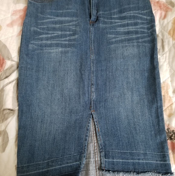 Whowhatwhere Denim pencil skirt - Picture 3 of 3